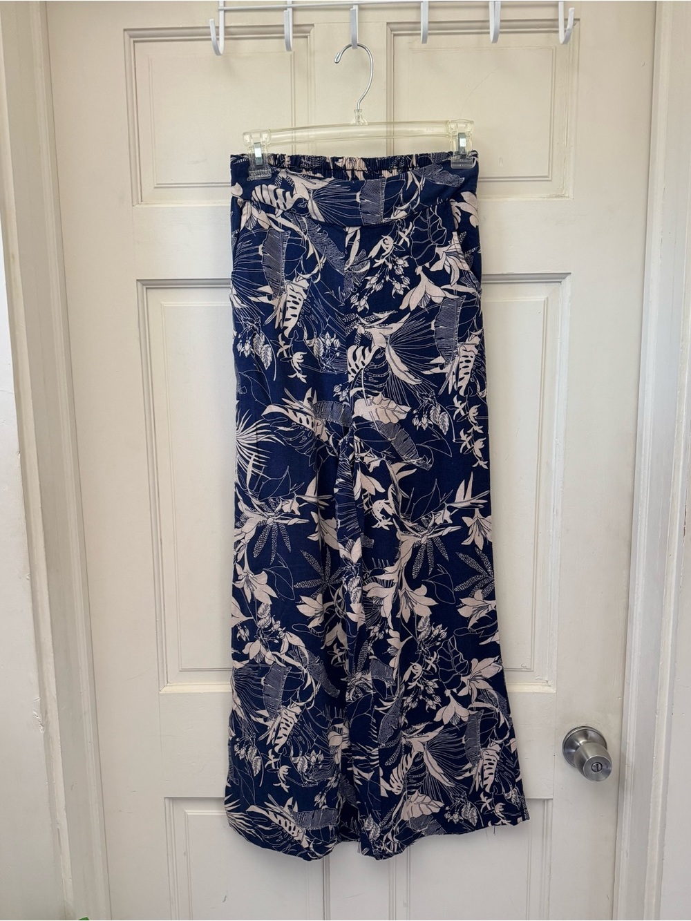 Panama Jack Pants Navy and Tan Floral Pants XS